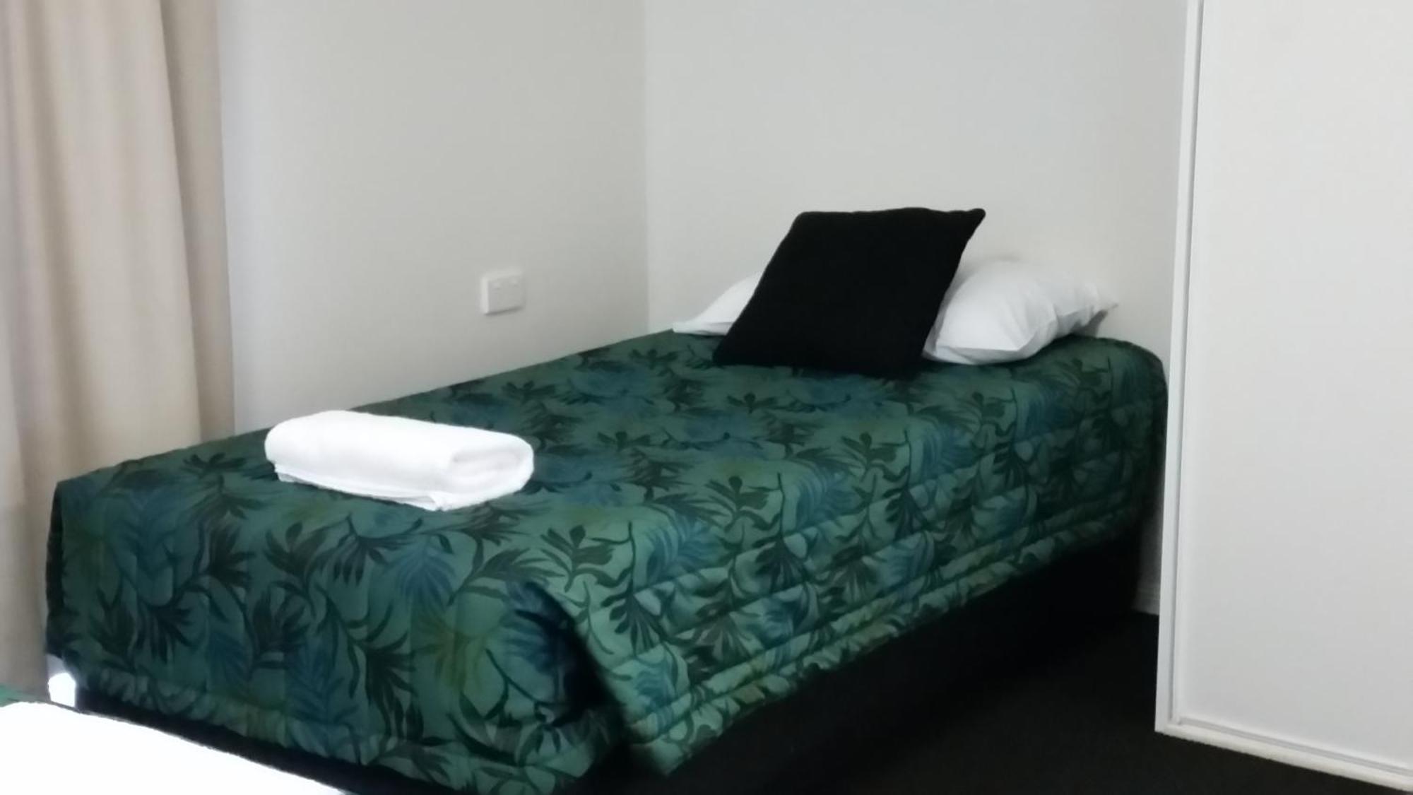 Port Denison Motor Inn Bowen Rom bilde